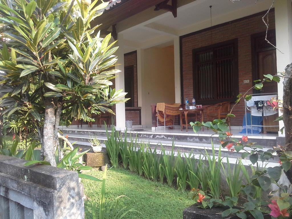 Dewi Ayu Accomodation Hotel Ubud  Exterior photo