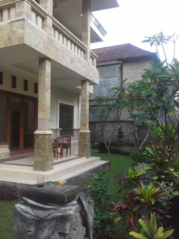 Dewi Ayu Accomodation Hotel Ubud  Exterior photo